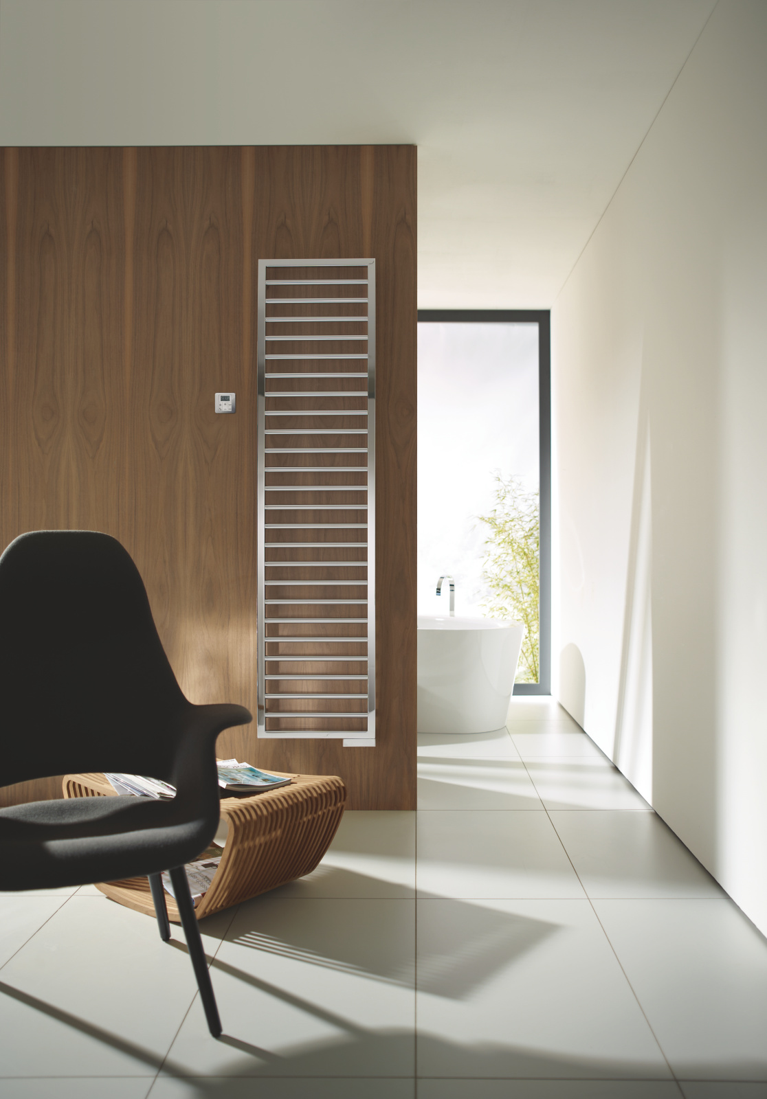 Zehnder_RAD_Subway-EL_RACY-S_living_chrome_02 Rendering Zehnder Subway Decorative radiator Front view