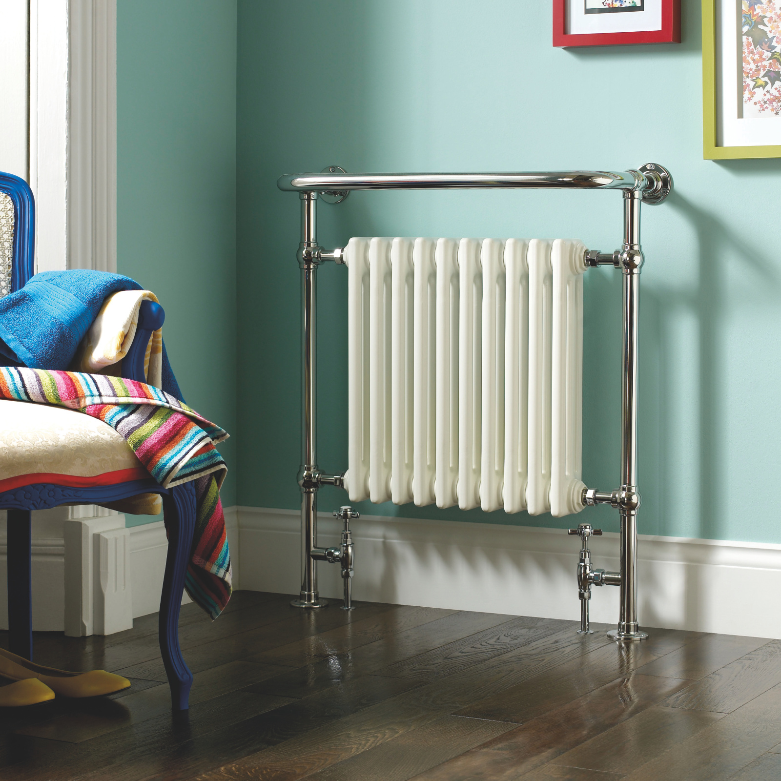 Zehnder_RAD_Balmoral  Balmoral Decorative radiator Side view