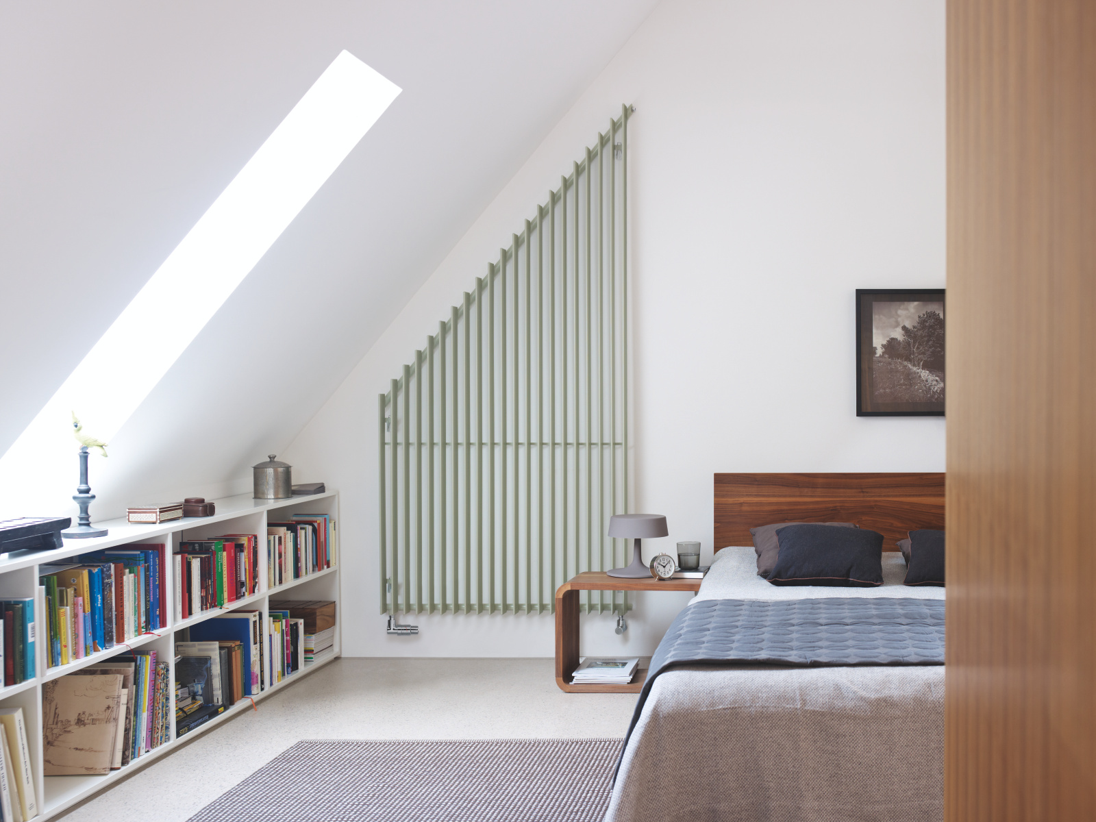Zehnder_RAD_Excelsior-HY_green_sleeping room Rendering Zehnder Excelsior Decorative radiator