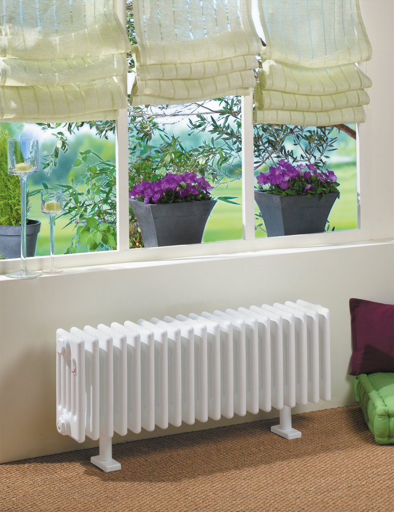 Zehnder Charleston Plinth - Electric operation