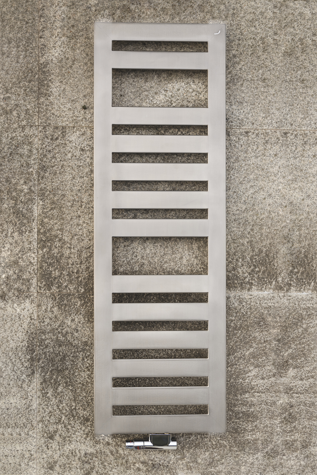 Rendering Zehnder Metropolitan Spa Decorative radiator 